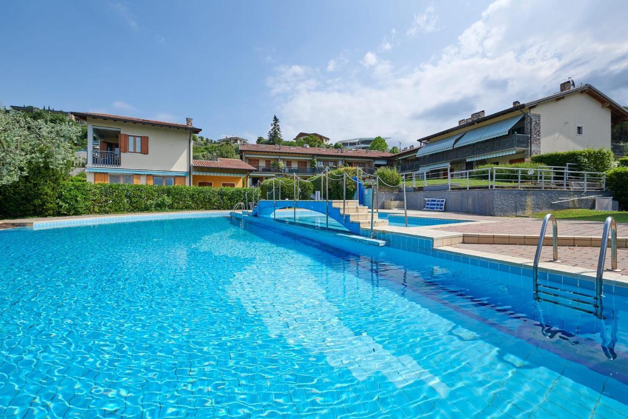 Apartmentsgarda - Baia D'Argento Residence Costermano Eksteriør billede
